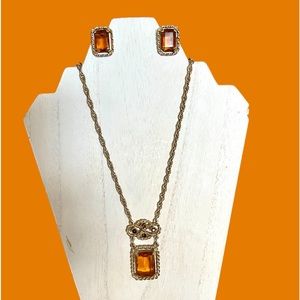 Sarah Coventry Set Necklace Earrings Gold Tone Amber Tone Glass &Rhinestones EUC